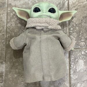 Star Wars Mandalorian The Child 11" Life-like‎ Plush Baby Yoda Grogu
